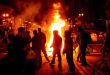 കലാപം വരുന്ന വഴി