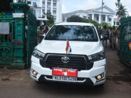 മാധ്യമ ‘വിലക്കി’ൽ നിന്ന് മാധ്യമ ‘നിയന്ത്രണ’ത്തിലേക്കുള്ള ദൂരം